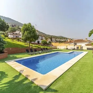 Villa Peralta, Heated And Private Pool ,near And Golf Courses, Alhaurín de la Torre